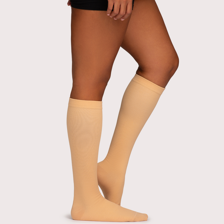 CompSock™ | Breda kompressionsstrumpor för smärtlindring
